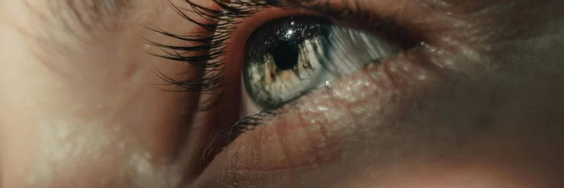 Contour des Yeux Booster Redensifiant : votre nouvel allié contre les signes de fatigue