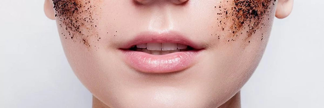 Gommage grain vs Gommage peeling : Quelle est la meilleure option pour votre peau ? - HEVOE