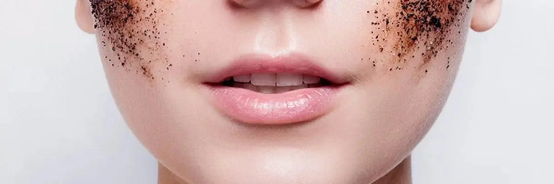 Gommage grain vs Gommage peeling : Quelle est la meilleure option pour votre peau ? - HEVOE