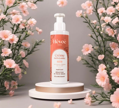 Crème Nettoyante Hévoé – Purifie, illumine et prépare la peau à recevoir le soin - HEVOE
