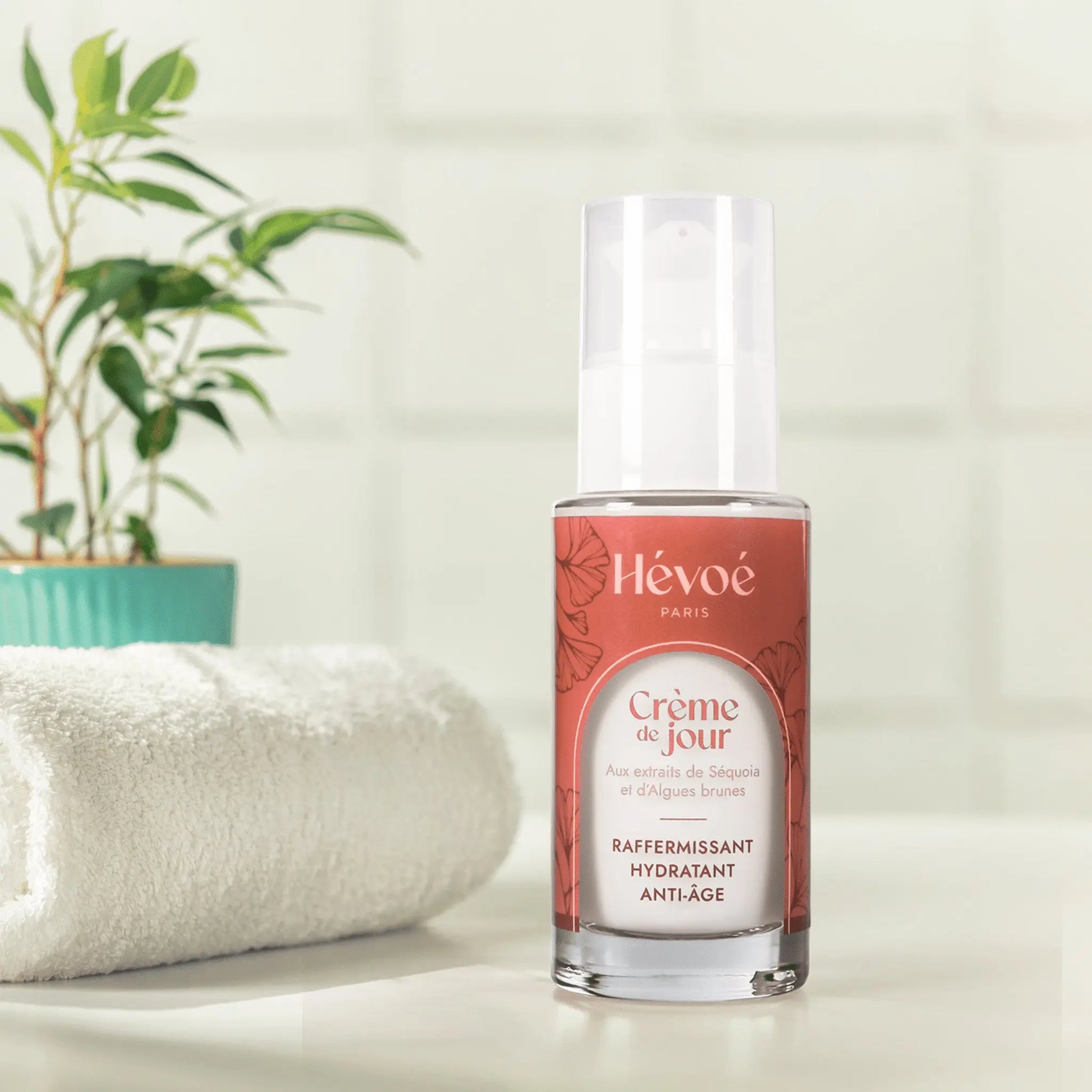 HEVOE Crème de Jour, soin hydratant anti-âge 100% naturel avec extraits de Séquoia et d'Algues brunes.